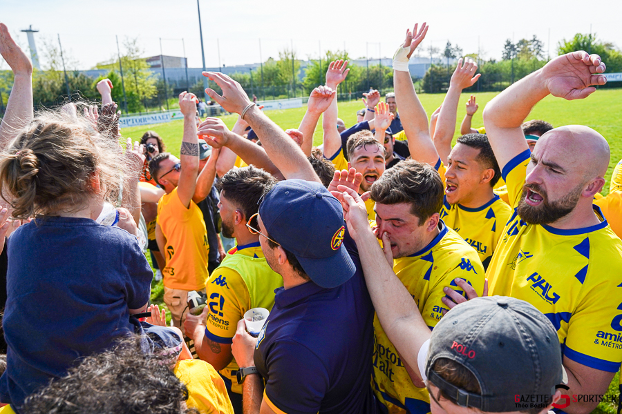 rugby f&eacute;d&eacute;rale 3 1/32e de finale playoffs match aller : rc ami&eacute;nois v strasbourg alsace rugby