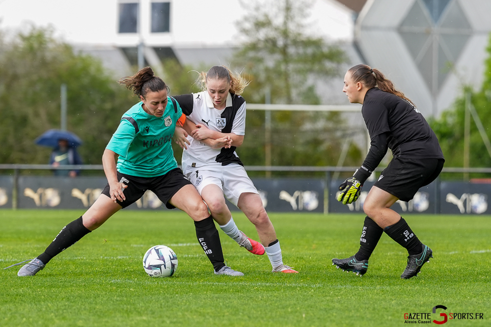 football amiens vs henin beaumont régional 1 j21 gazettesports alexis cazeel 14