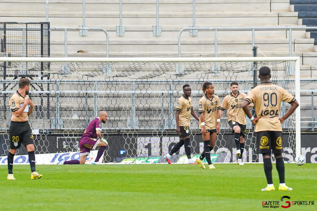 football ligue 2 bkt journ&eacute;e 33 : amiens sc v red star
