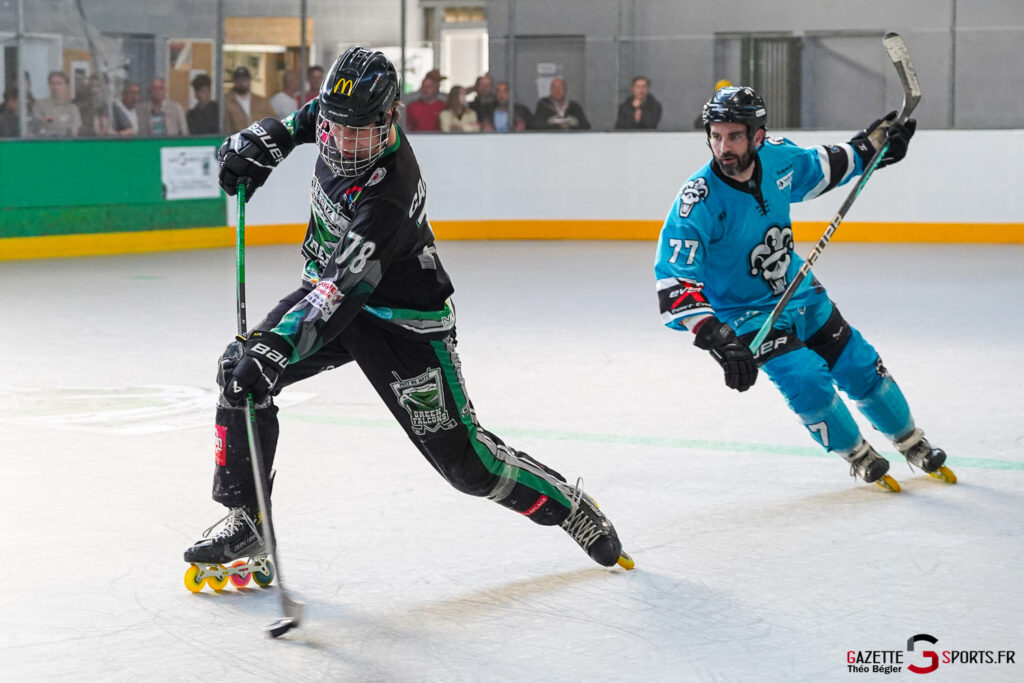 roller hockey &eacute;lite playoffs match 1 : green falcons de pont de metz v fous du bitume de villeneuve