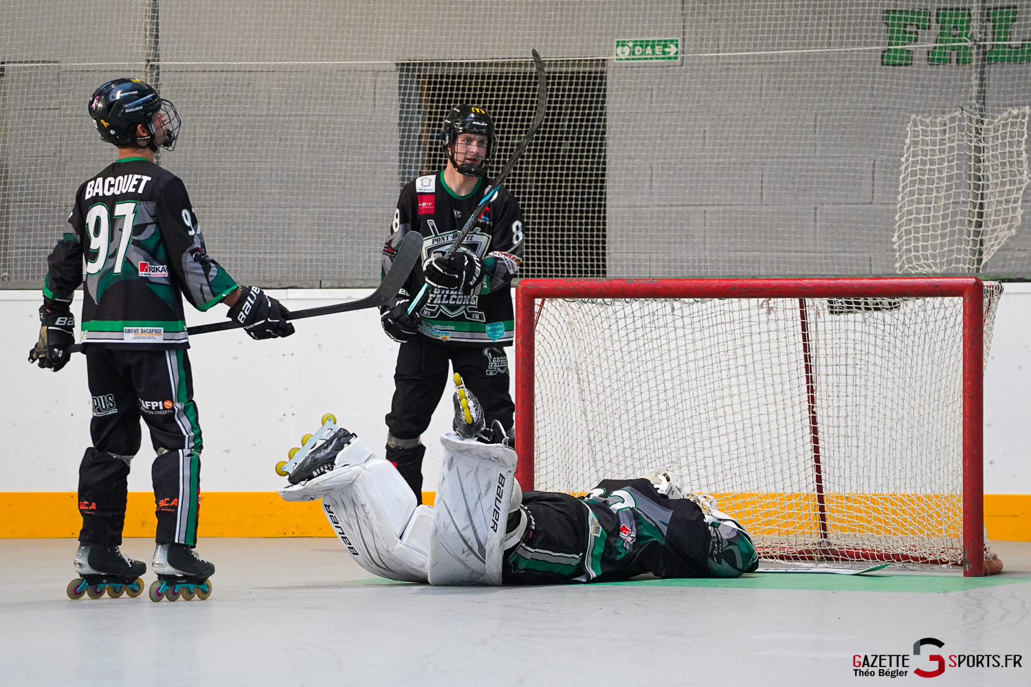 roller hockey élite playoffs match 1 : green falcons de pont de metz v fous du bitume de villeneuve
