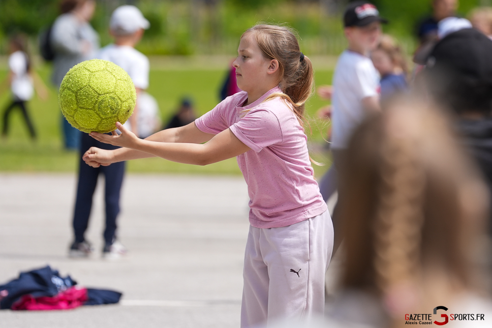 ballon au poing journée usep gazettesports alexis cazeel 12
