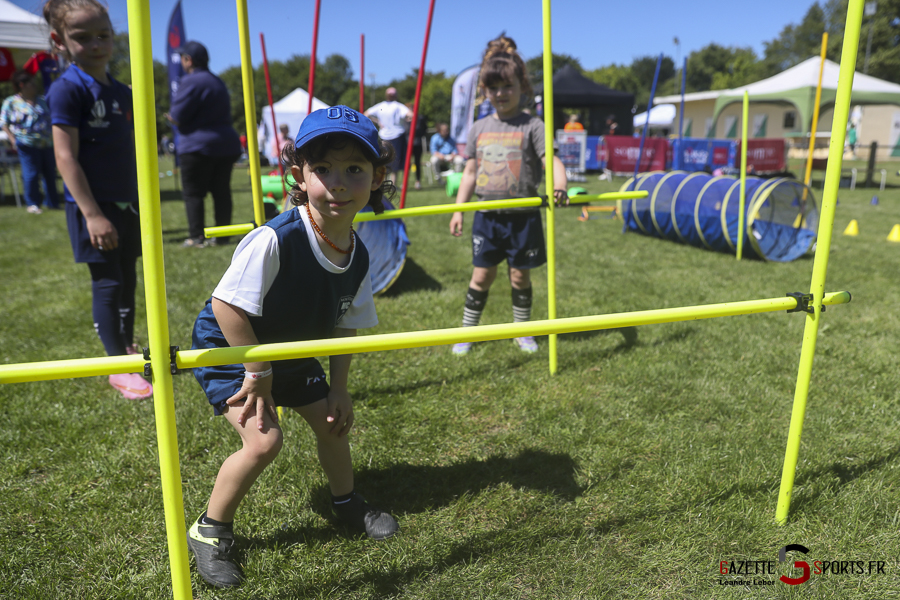village des sports hangest en santerre rugby jeune garcon blue comme prenom leandre leber gazettesports