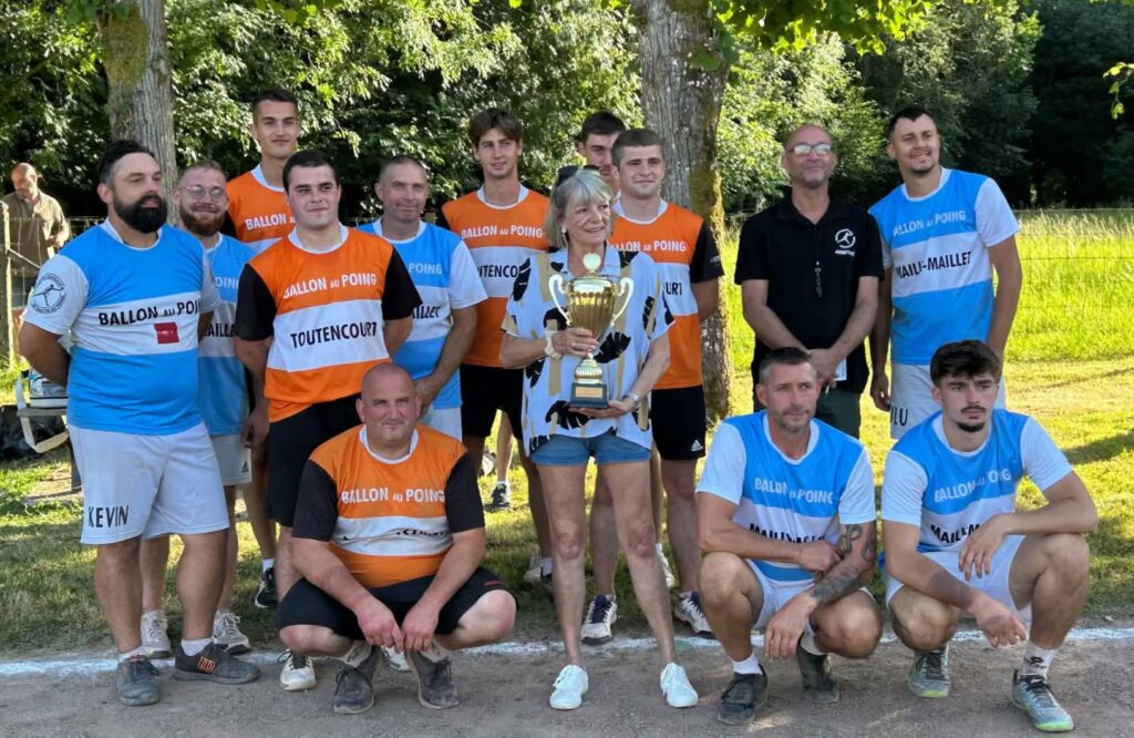 mailly maillet et toutencourt 1&egrave;re b poule 1