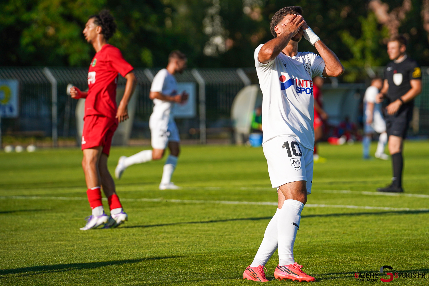 football match amical : amiens sc v paris 13 atletico