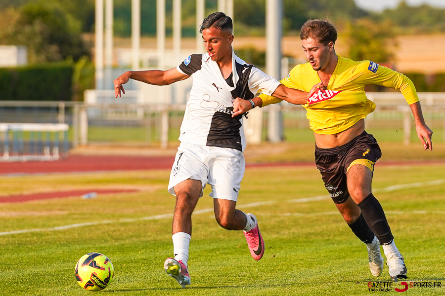 football match de préparation : us camon v amiens sc (b)