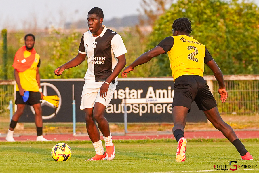 football match de préparation : us camon v amiens sc (b)