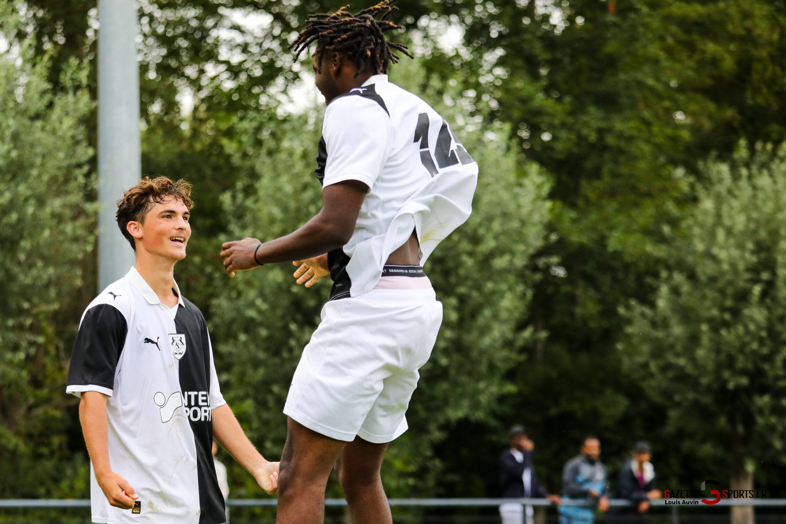 football r1 amiens sc b chambly b louisauvin gazettesports 4