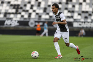 football ligue 3 amiens sc vs la roche sur yon leandre leber gazettesports 62