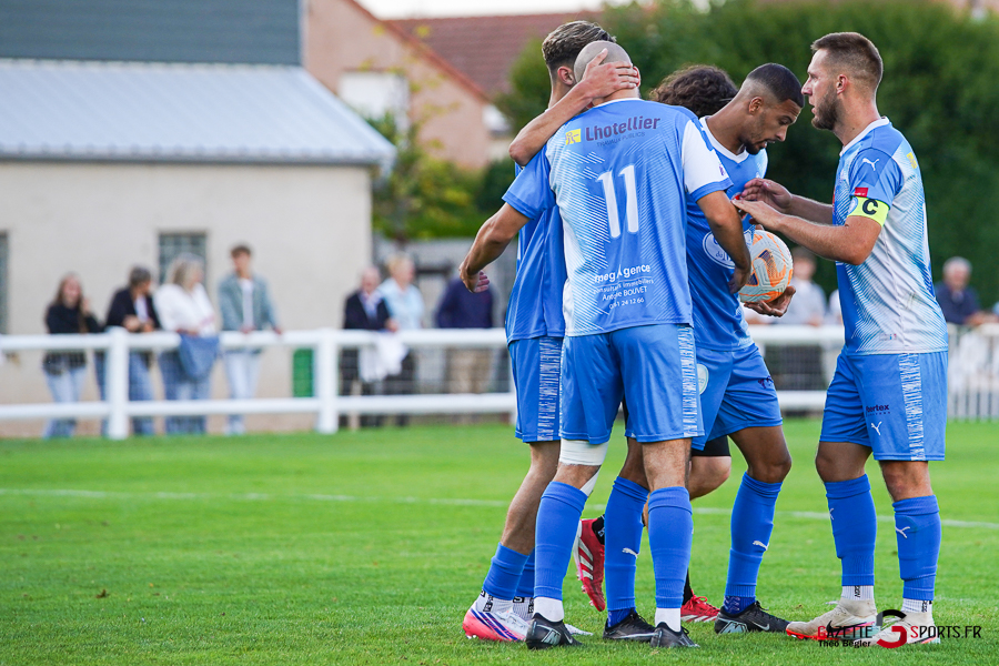 football (régional 1 journée 12) : esc longueau v us tourcoing