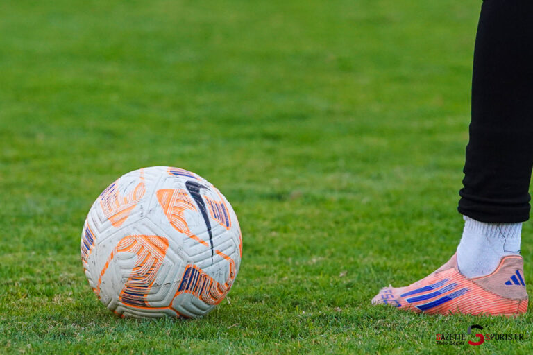 football (régional 1 journée 12) : esc longueau v us tourcoing