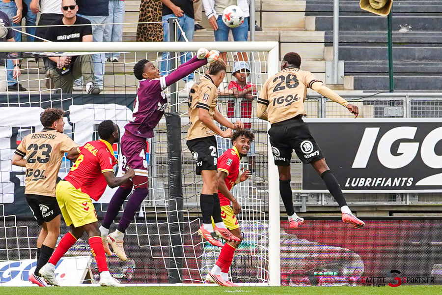 football (ligue 3 betclic journée 7) : amiens sc v us orléans