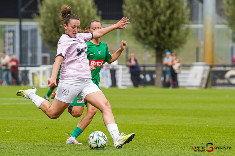 football (régional 1f journée 10) : amiens sc (b) v croix ifc