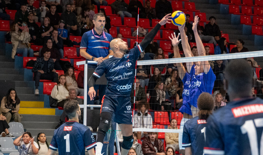 Volley-ball AMVB - Cesson j04