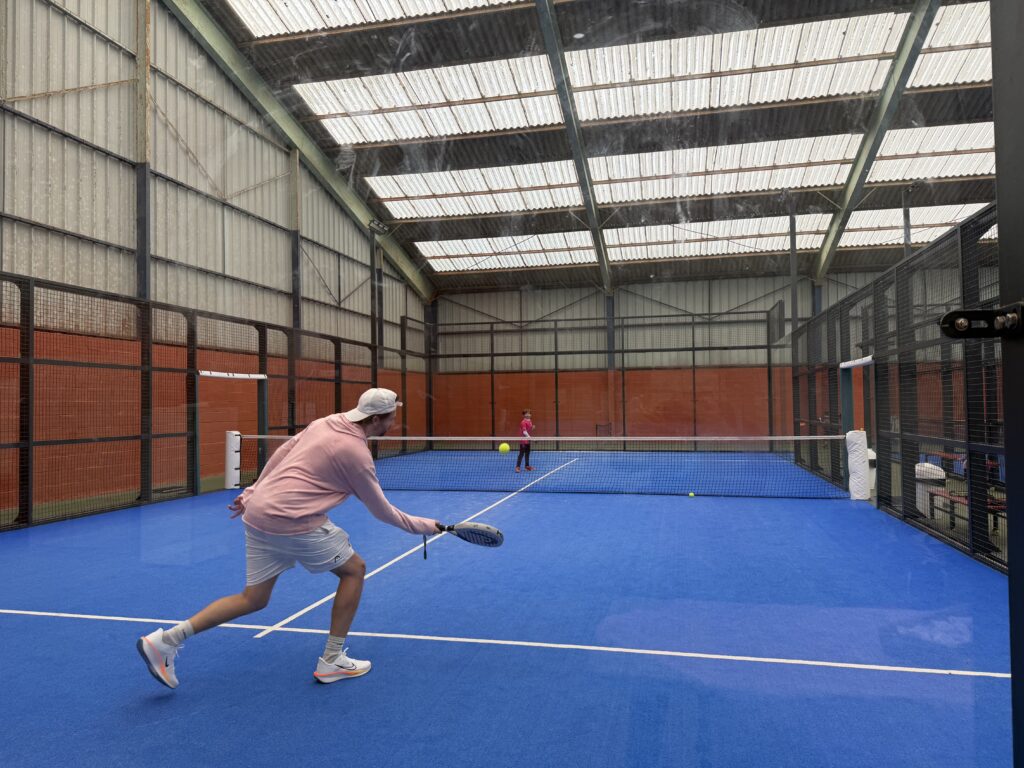 Tennis Raquettes roses Dinouard Emma