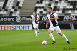 football (ligue 3 betclic journée 9) : amiens sc v fc villefranche beaujolais