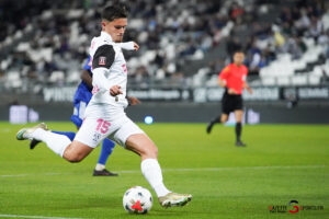 football (ligue 3 betclic journée 9) : amiens sc v fc villefranche beaujolais