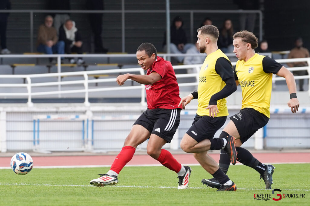 football (r&eacute;gional 1 journ&eacute;e 4) : us camon v rc salou&euml;l saleux